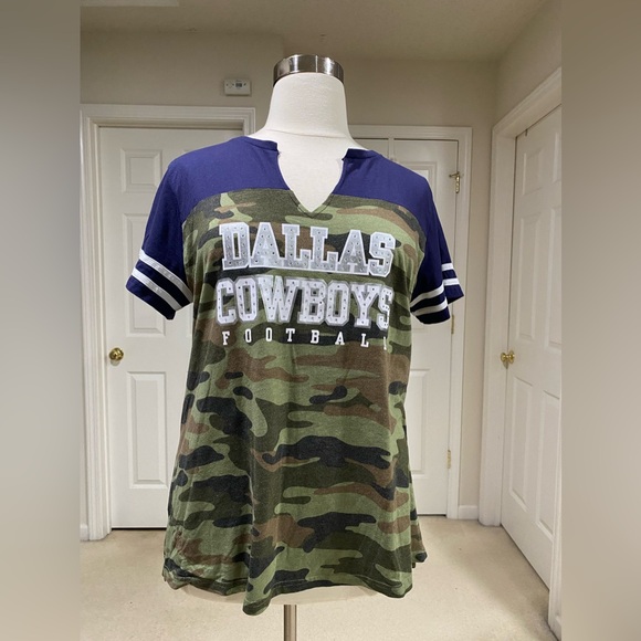 Camouflage Dallas Cowboys V-Neck Bling Lamb 88 Size 2XL - Picture 2 of 8
